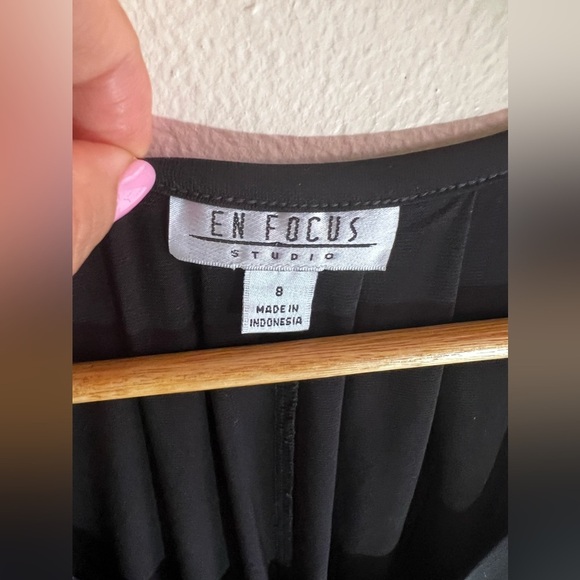 En Focus Studio Women Black Cocktail Dress size 8 with 4 black stone on waist - Picture 5 of 13